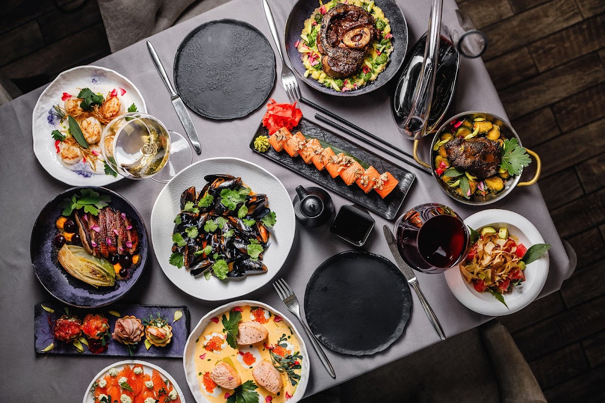 Gusto — Restaurant